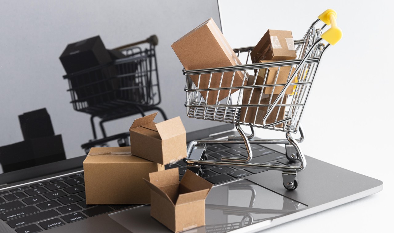 Affida le spedizioni del tuo marketplace a iospedisco.it