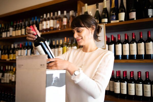 Spedire Vino negli Stati Uniti: Come Farlo in Modo Sicuro